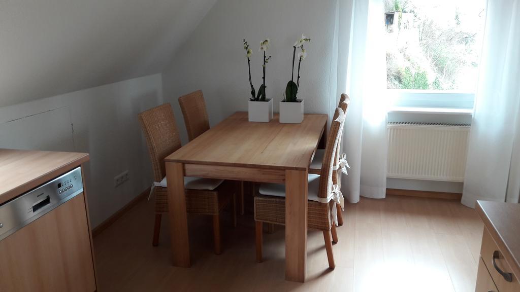 Helle 70 Qm Ferienwohnung Mit Herrlichem Blick Teningen Exterior foto